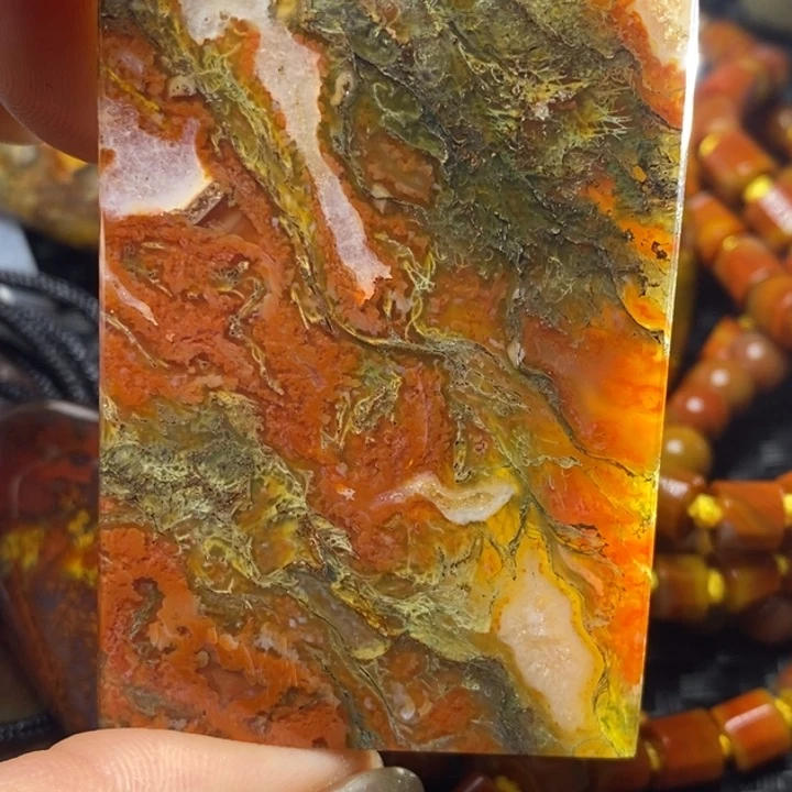 玛瑙/玉髓颈饰未镶嵌金*