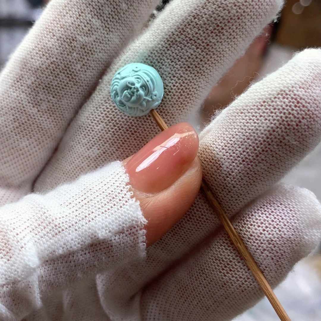 绿松石未镶嵌挂件