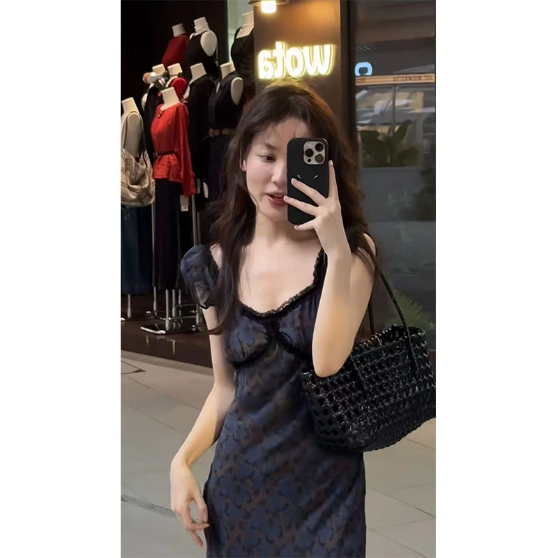 茶歇法式蕾丝边小飞袖吊带碎花连衣裙子女夏2025新款气质收腰长裙