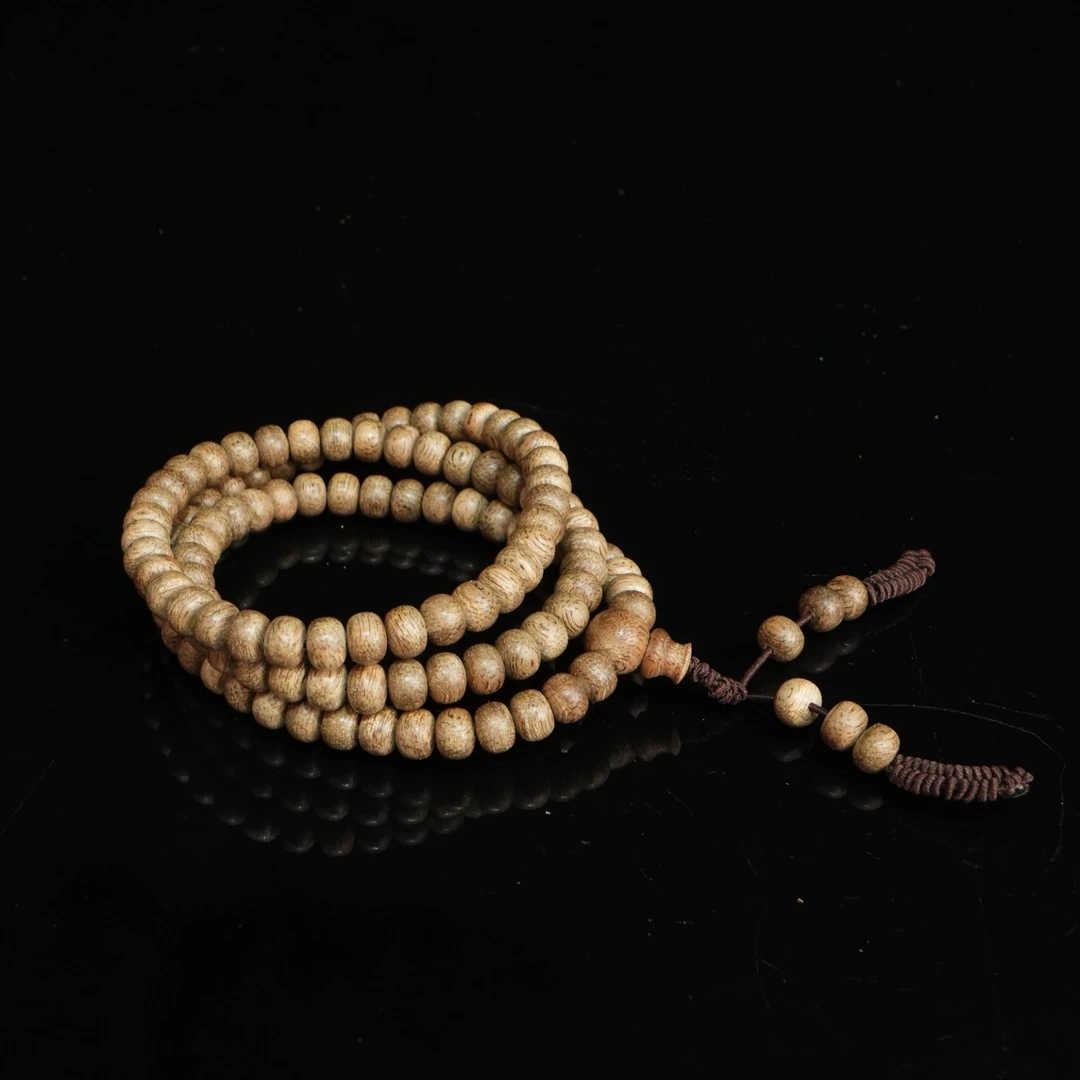 A1872 马来老型珠长串 0.67x0.46cm 9.85g