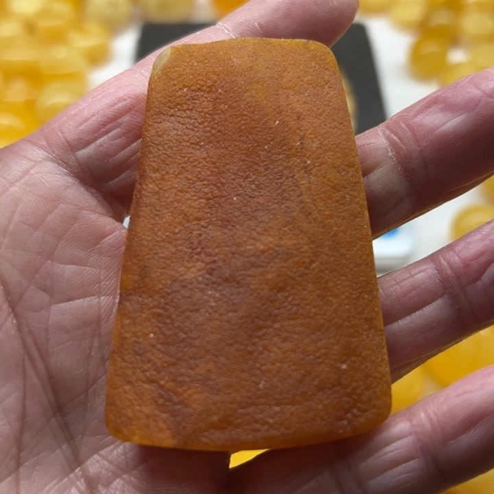 琥珀未镶嵌裸石原矿
