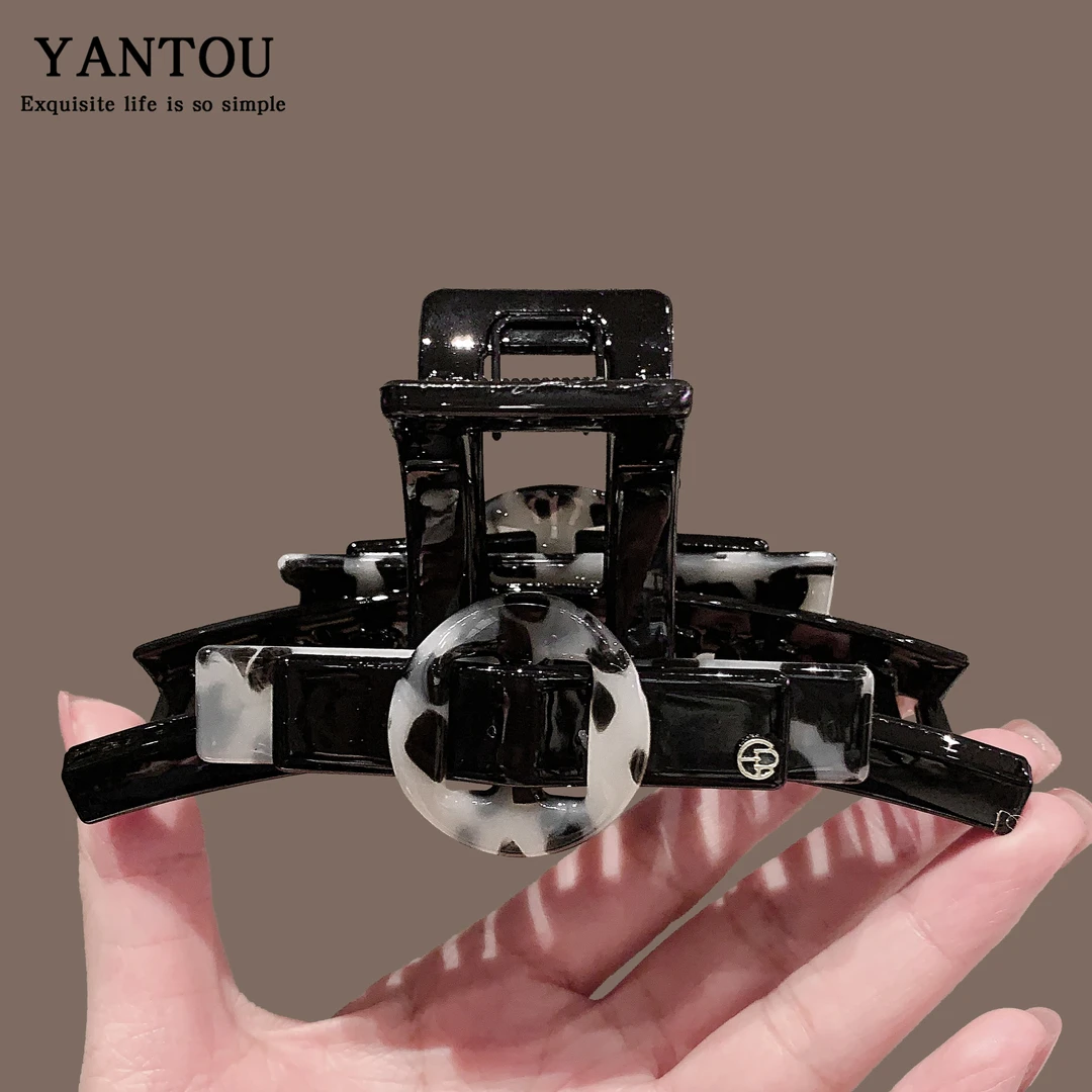 高级感轻奢奶牛纹图形抓夹百搭精致发夹发量多后脑勺盘发 11427