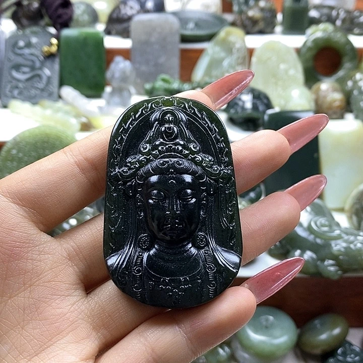 和田玉颈饰未镶嵌夜*