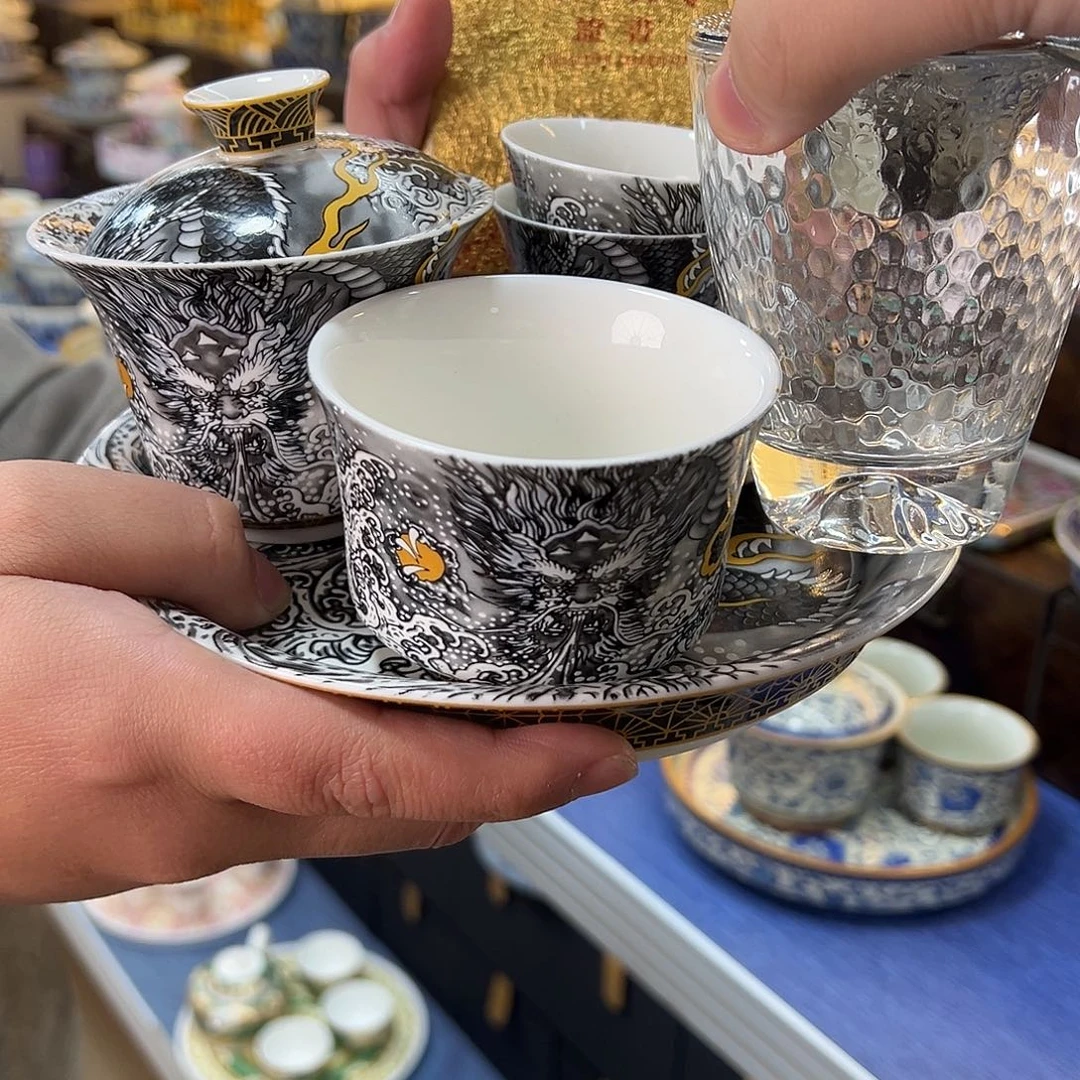 我们的目标是成为一个优秀的人