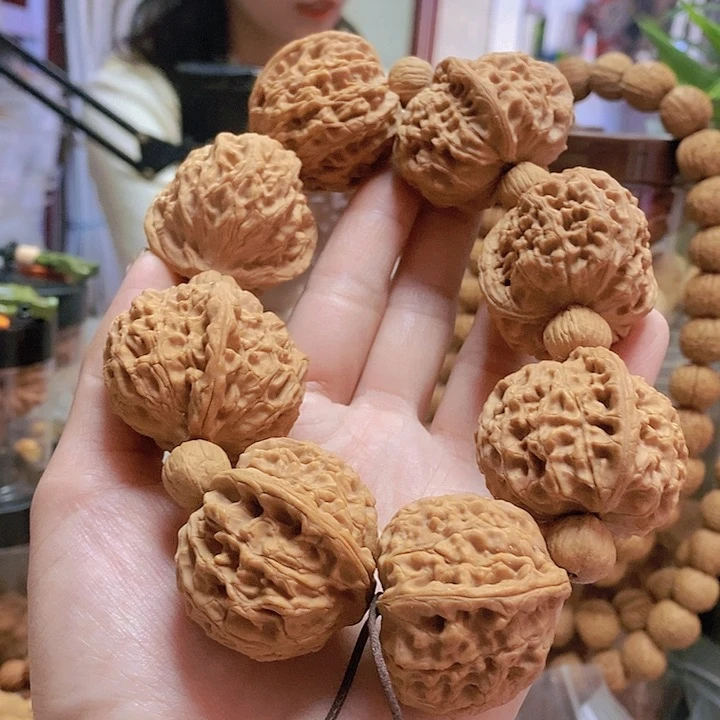 【闪购商品】文玩核桃把件37玉枕元宝手持