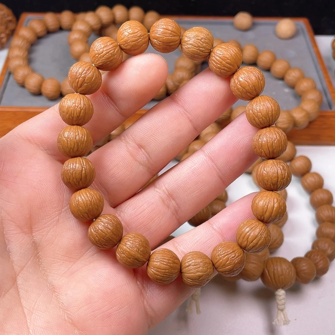 猴头核桃手串快****叔凤羽