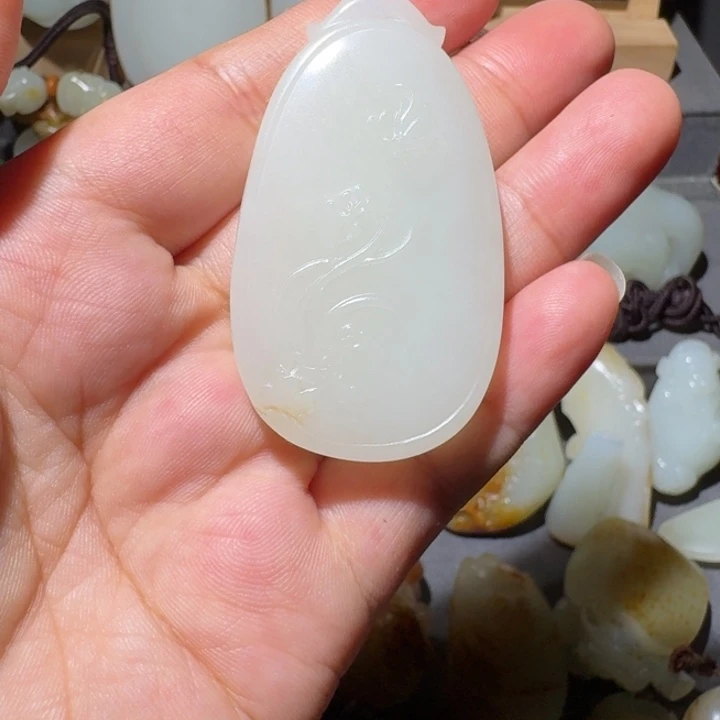 和田玉（碧玉）未镶嵌手链