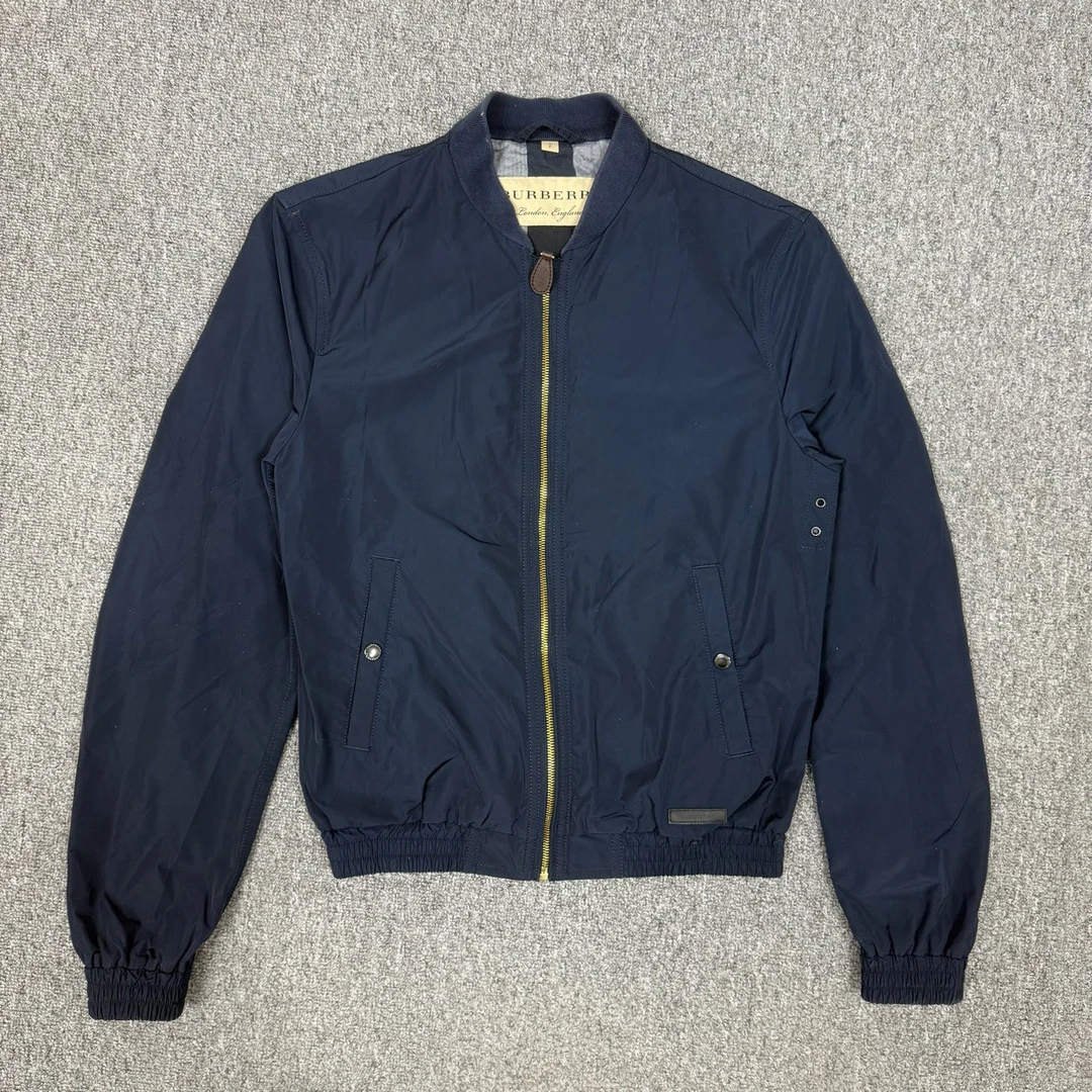 99新 BURBERRY/博柏利 13122933 下摆logo拉链夹克外套 S码99新