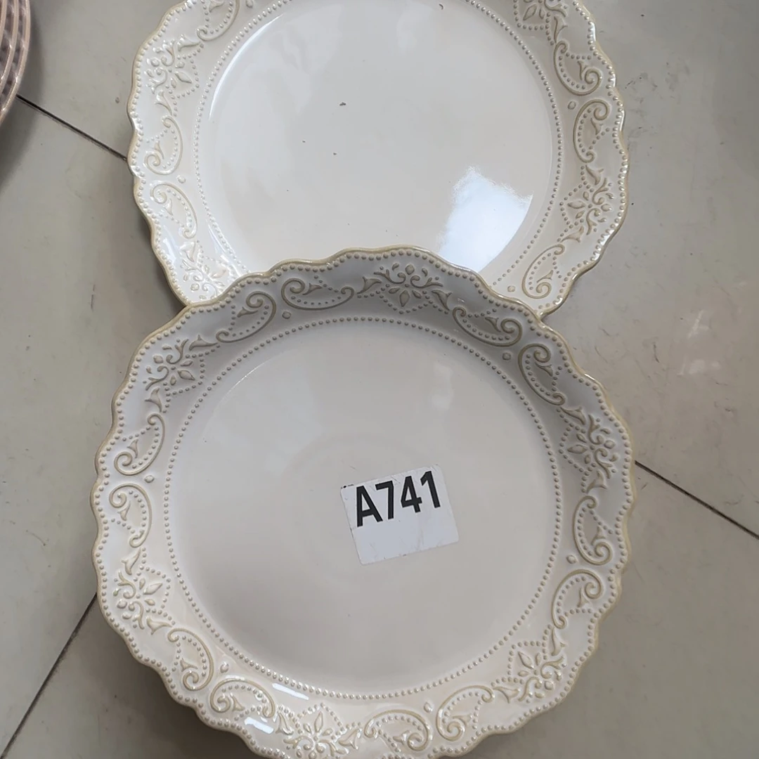 瓷片瑕疵特价陶瓷大盘