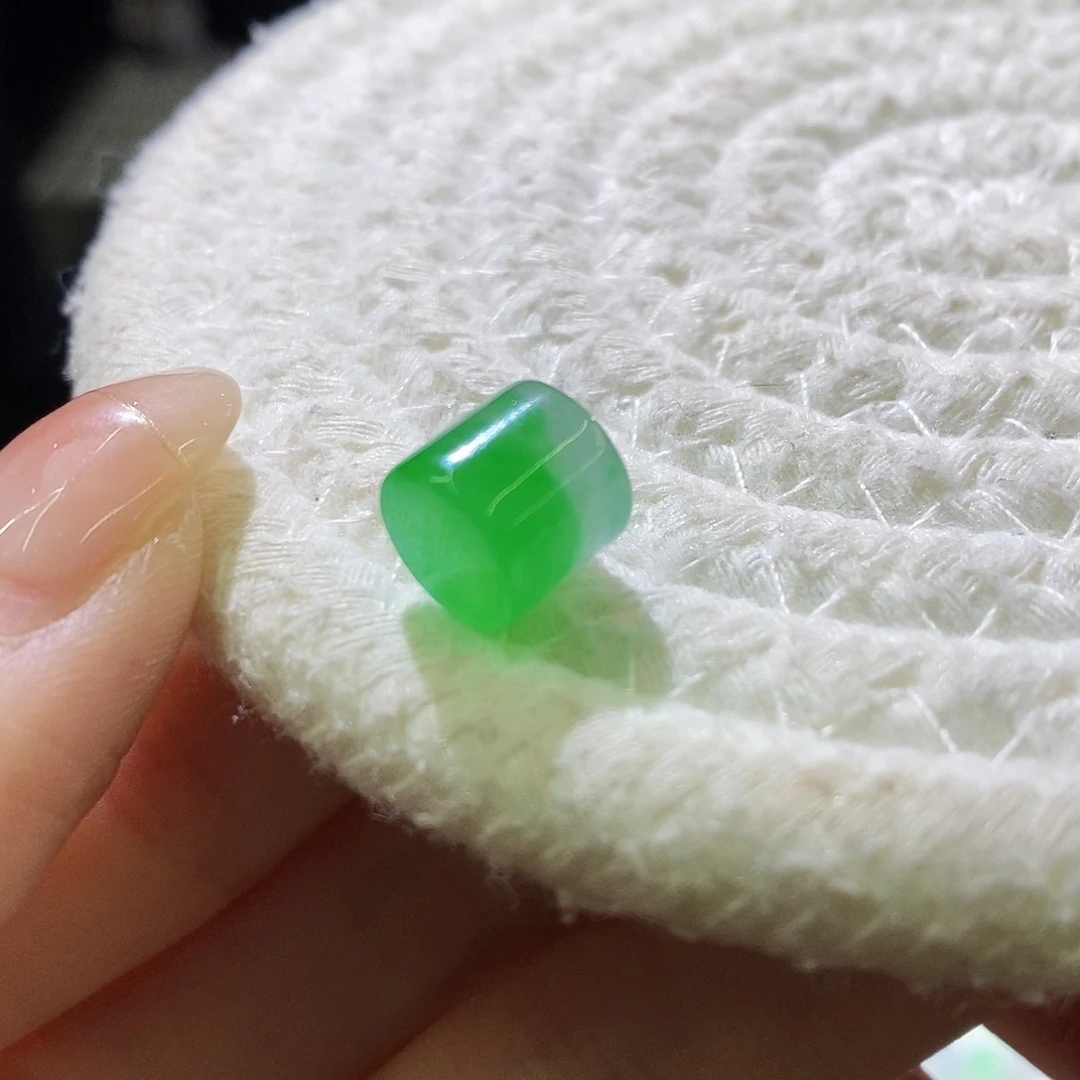 未镶嵌挂件翡翠桶珠