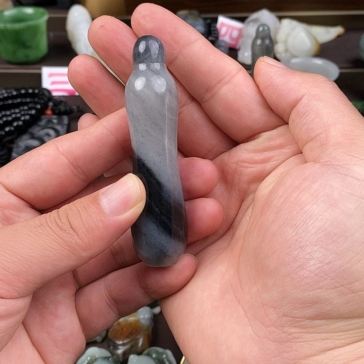 E***和田玉未镶嵌颈饰