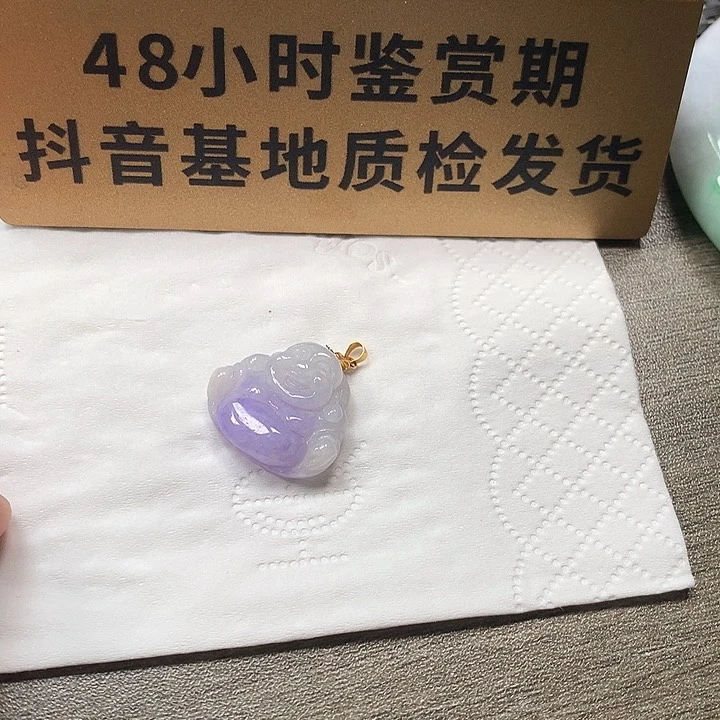 颈饰18K金镶嵌翡翠佛