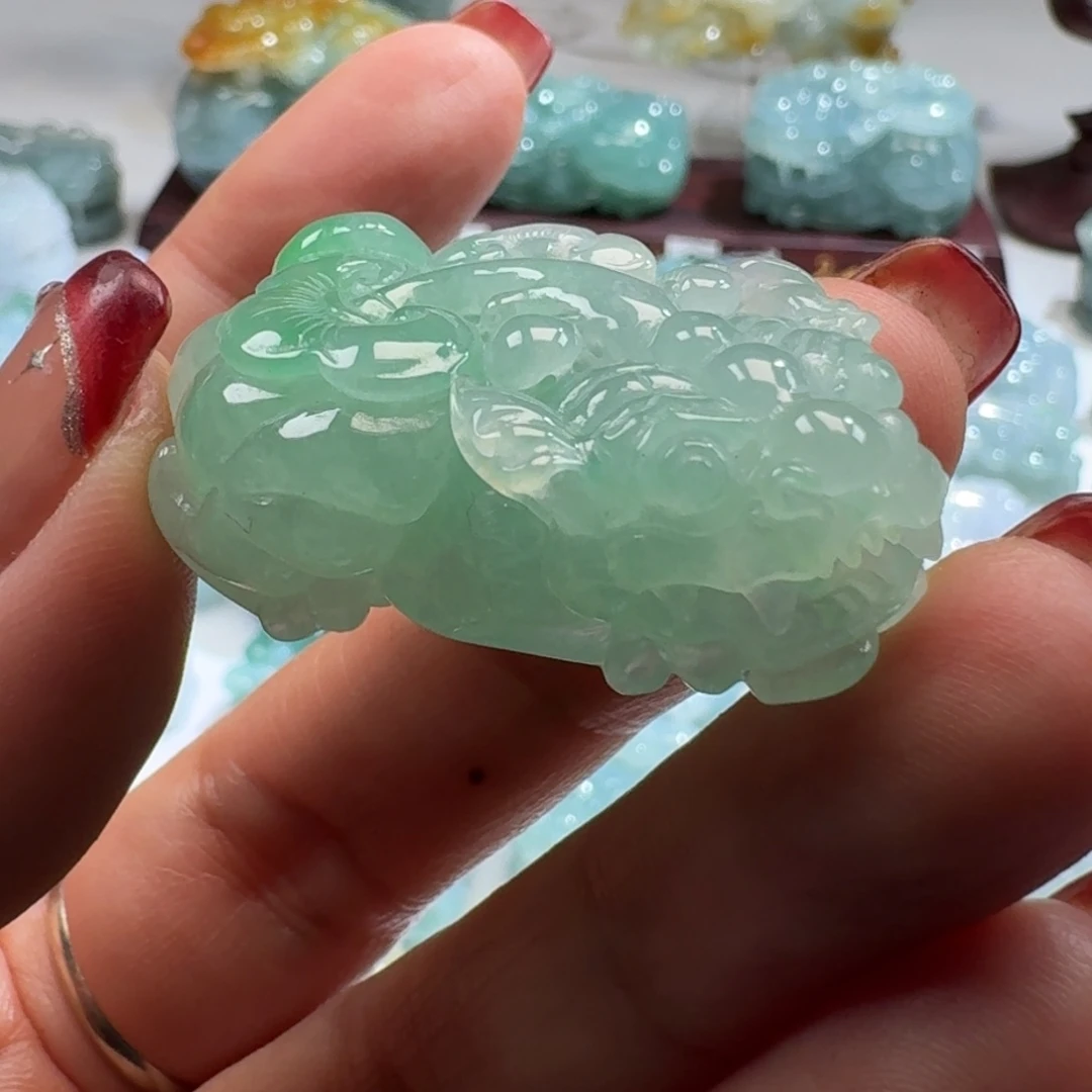 定制翡翠未镶嵌h****y貔貅