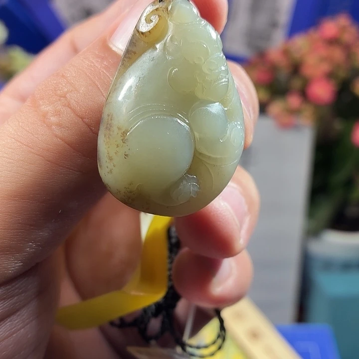 和田玉（糖玉）未镶嵌颈饰