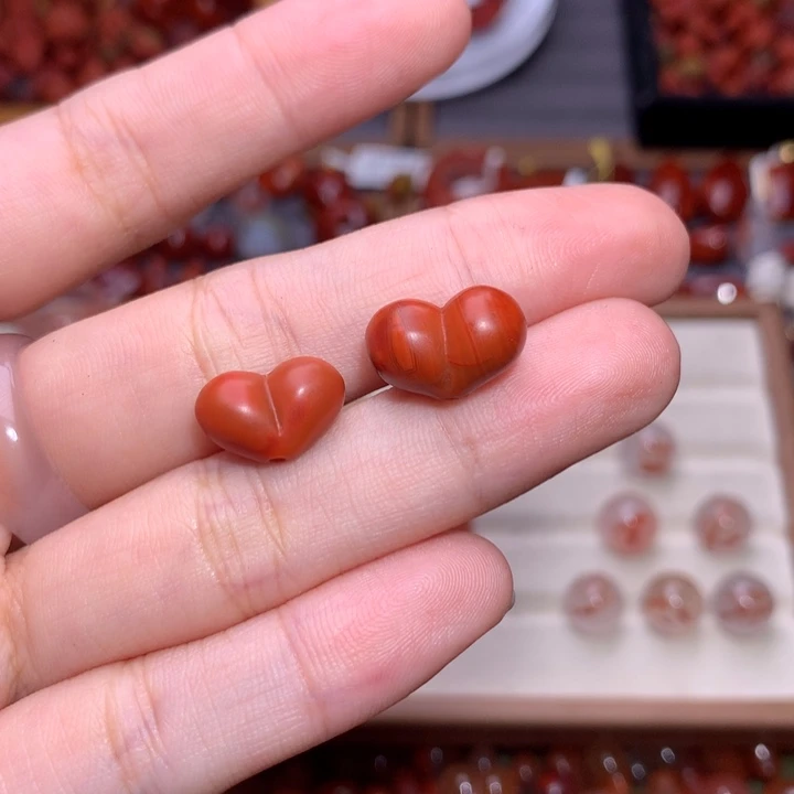 จ***荔未镶嵌南红南红玛瑙屁桃