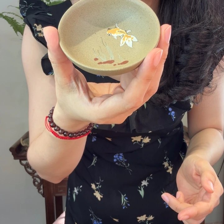 茶杯紫砂我在外面