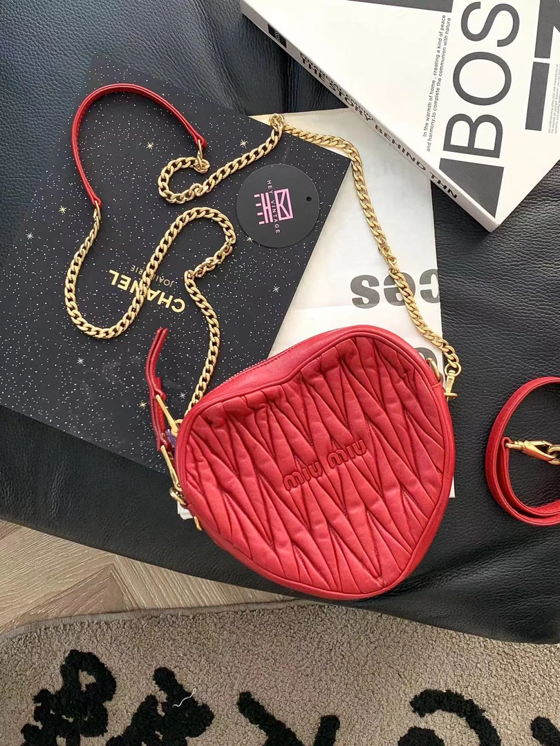 95新 MIU MIU/缪缪 红金爱心褶皱斜挎包 12595958