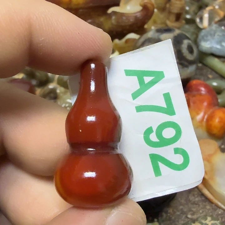 未镶嵌颈饰玛瑙/玉髓