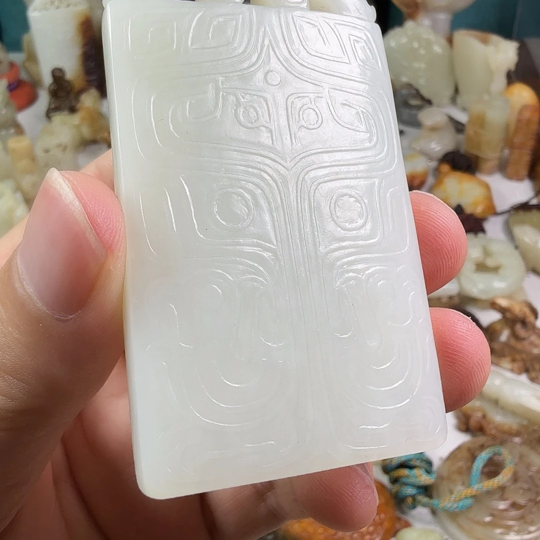 皇***极和田玉（糖玉）未镶嵌手链