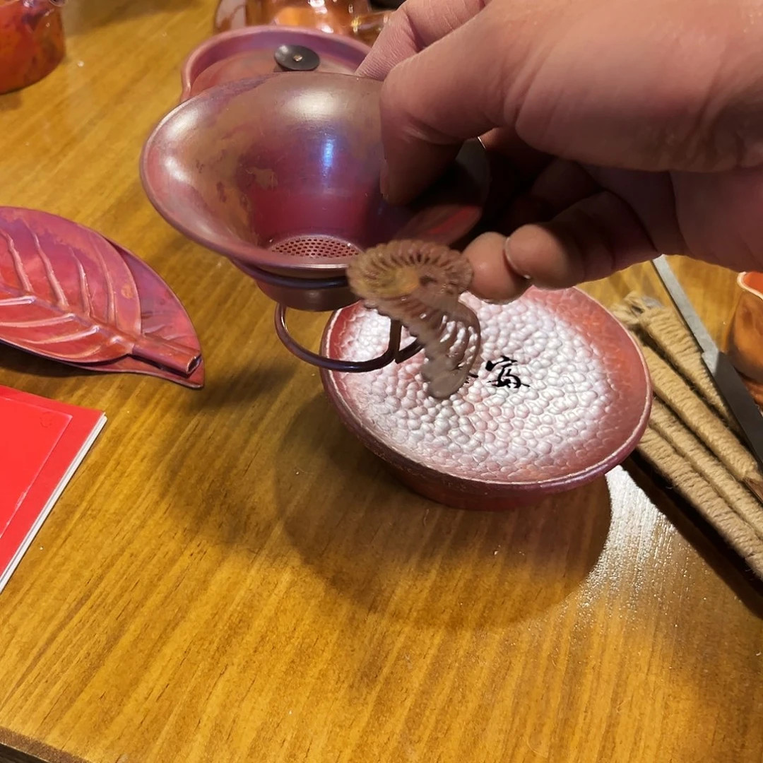 茶漏手工锻打工艺
