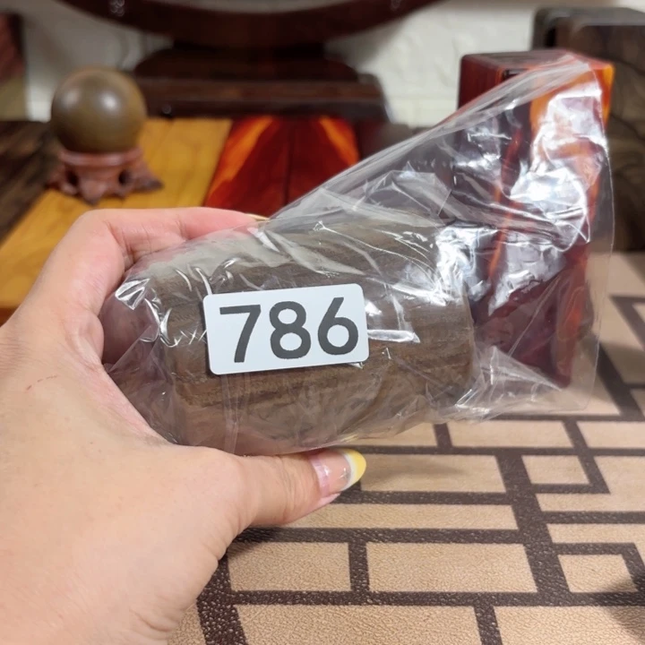 仰***W木绿檀木料制作工艺