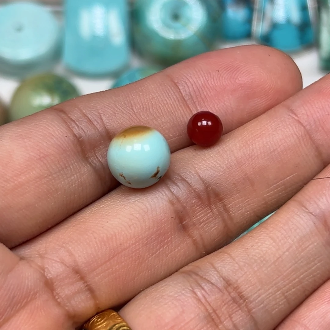 骑***瞿南红玛瑙未镶嵌珠宝奇石