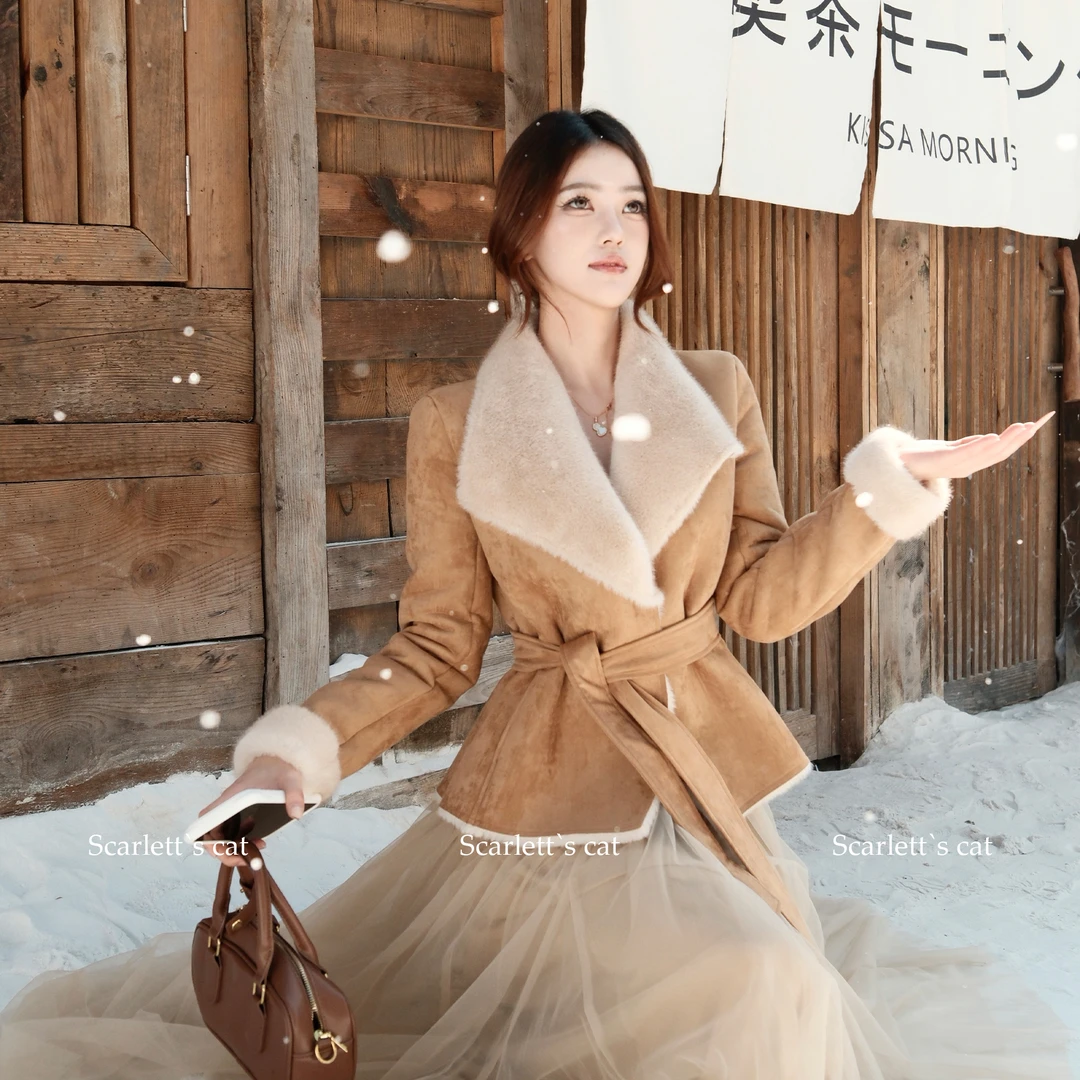 【矜贵千金】气质设计感秋冬新品套装女毛领风衣外套+大摆纱裙