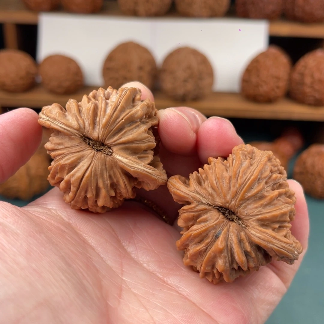 把件文玩核桃43/43.5尺平谷一代四座楼