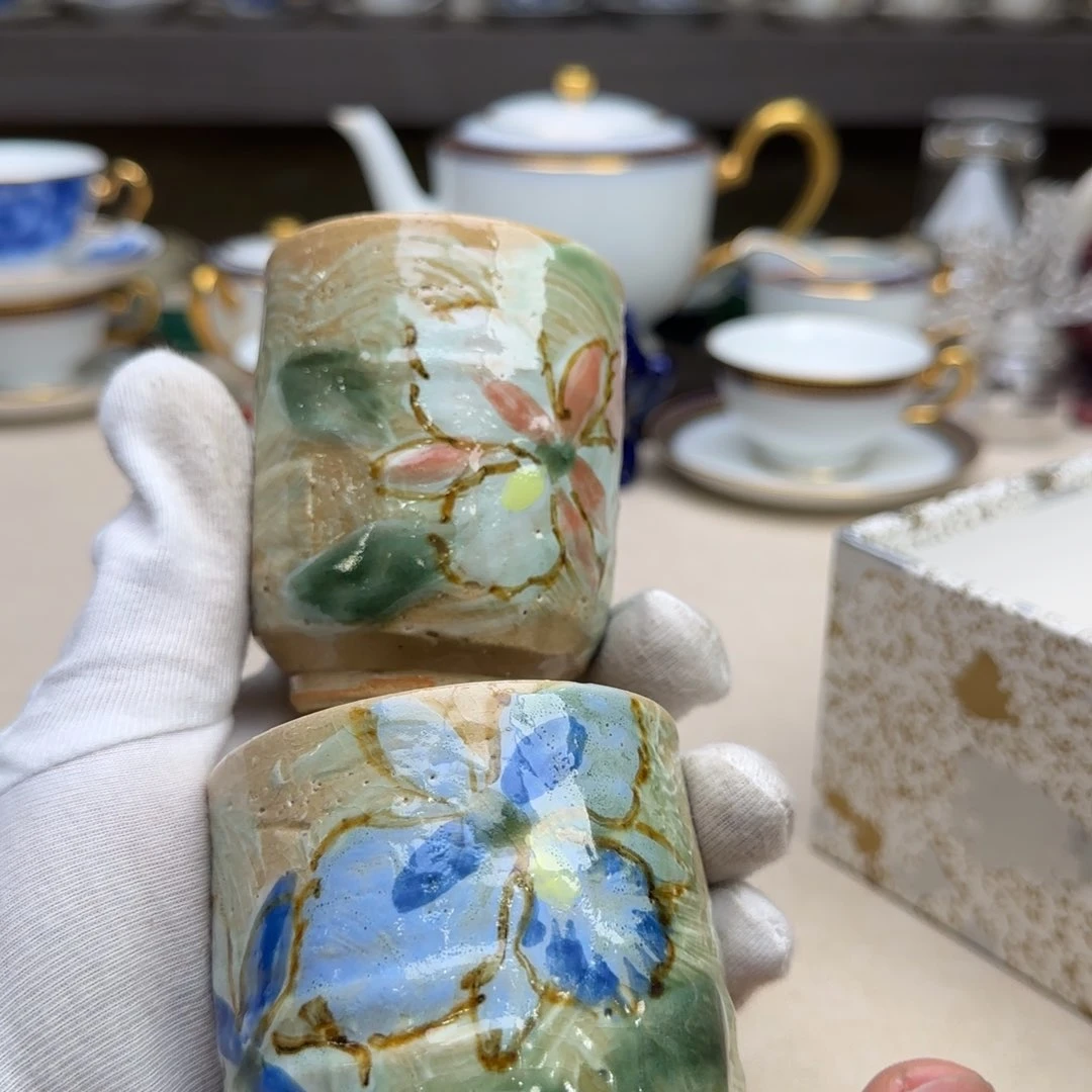 瓷片新号开播。点点关注