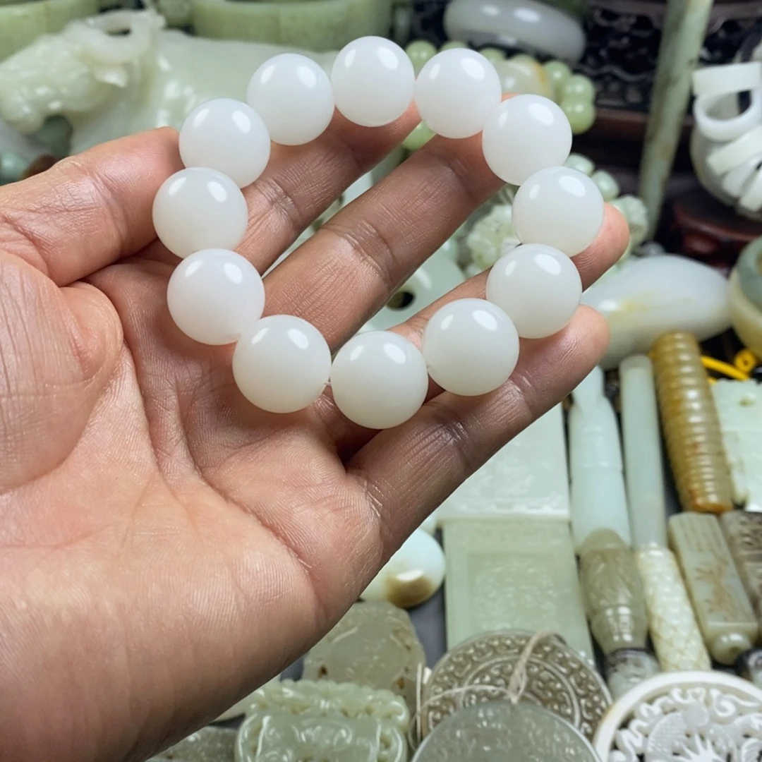 和田玉（糖玉）未镶嵌颈饰