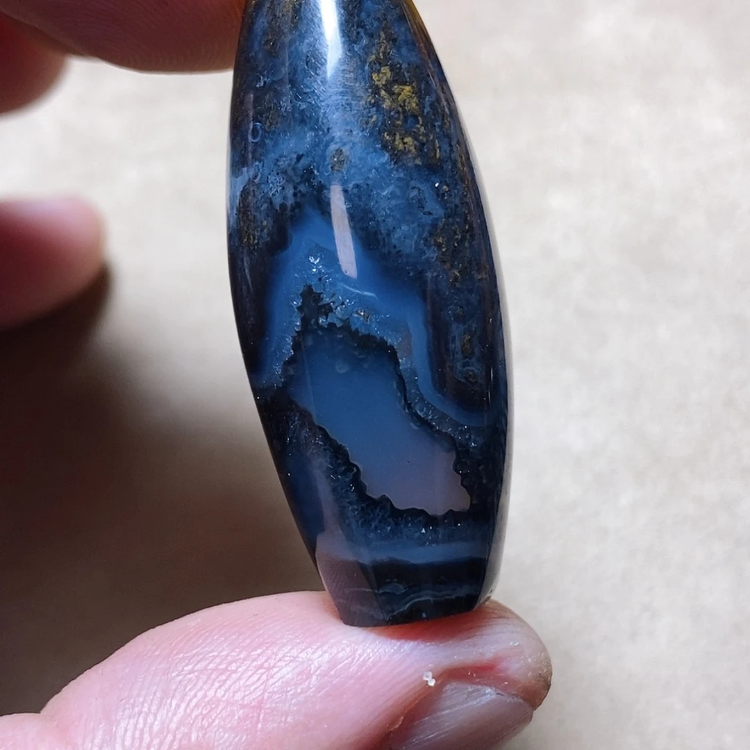 玛瑙/玉髓颈饰未镶嵌鹿**派