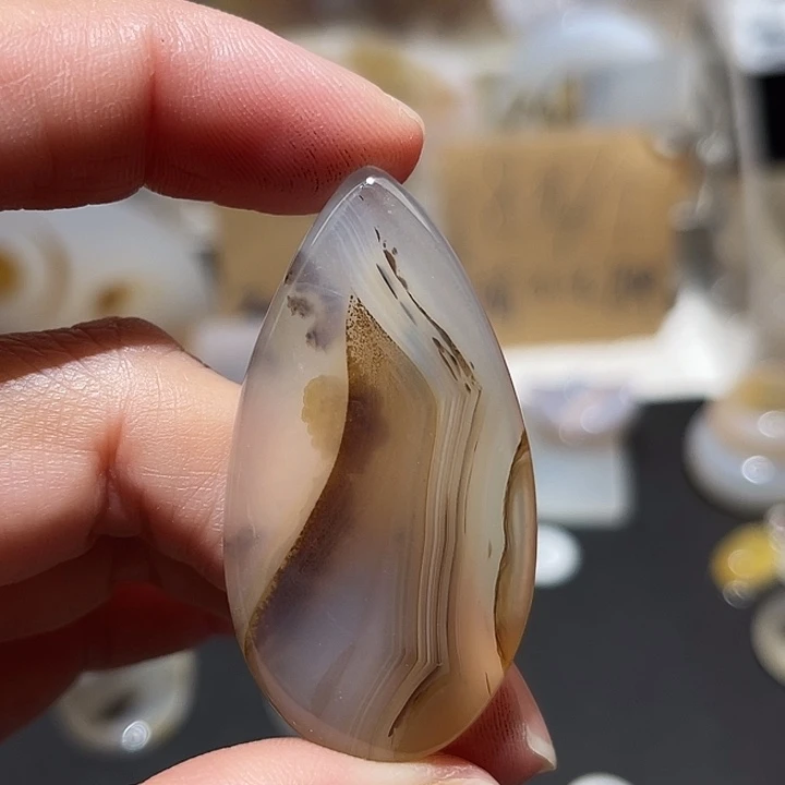 玛瑙/玉髓颈饰未镶嵌