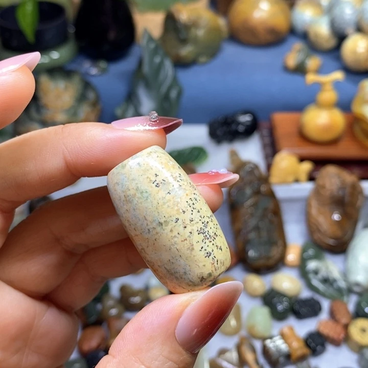 岫岩河磨玉（透闪石质玉）未镶嵌挂件