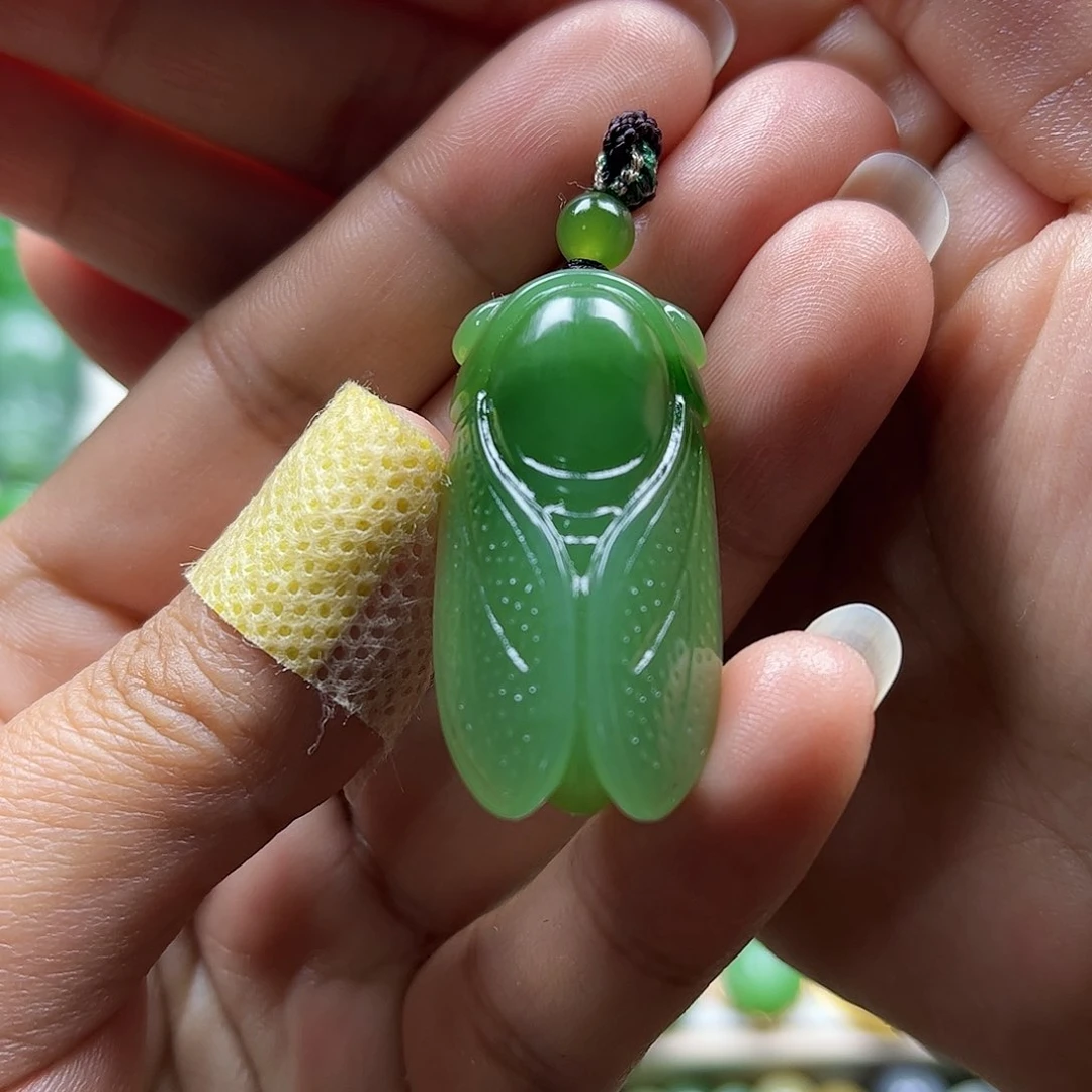 和田玉吊坠未镶嵌