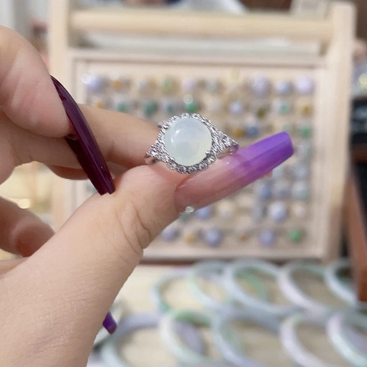 颈饰未镶嵌翡翠天然翡翠Ａ货