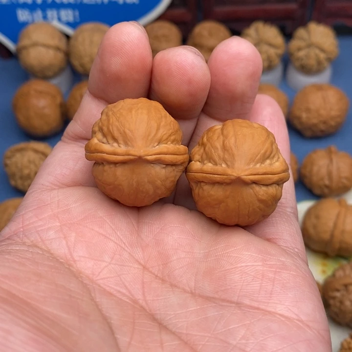 文玩核桃把件…………