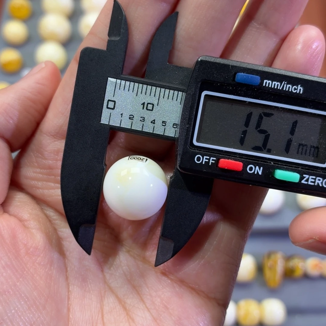 琥珀未镶嵌裸石圆珠