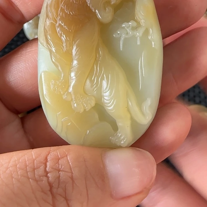 和田玉（糖玉）未镶嵌颈饰