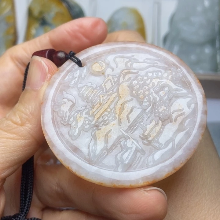 翡翠未镶嵌颈饰我