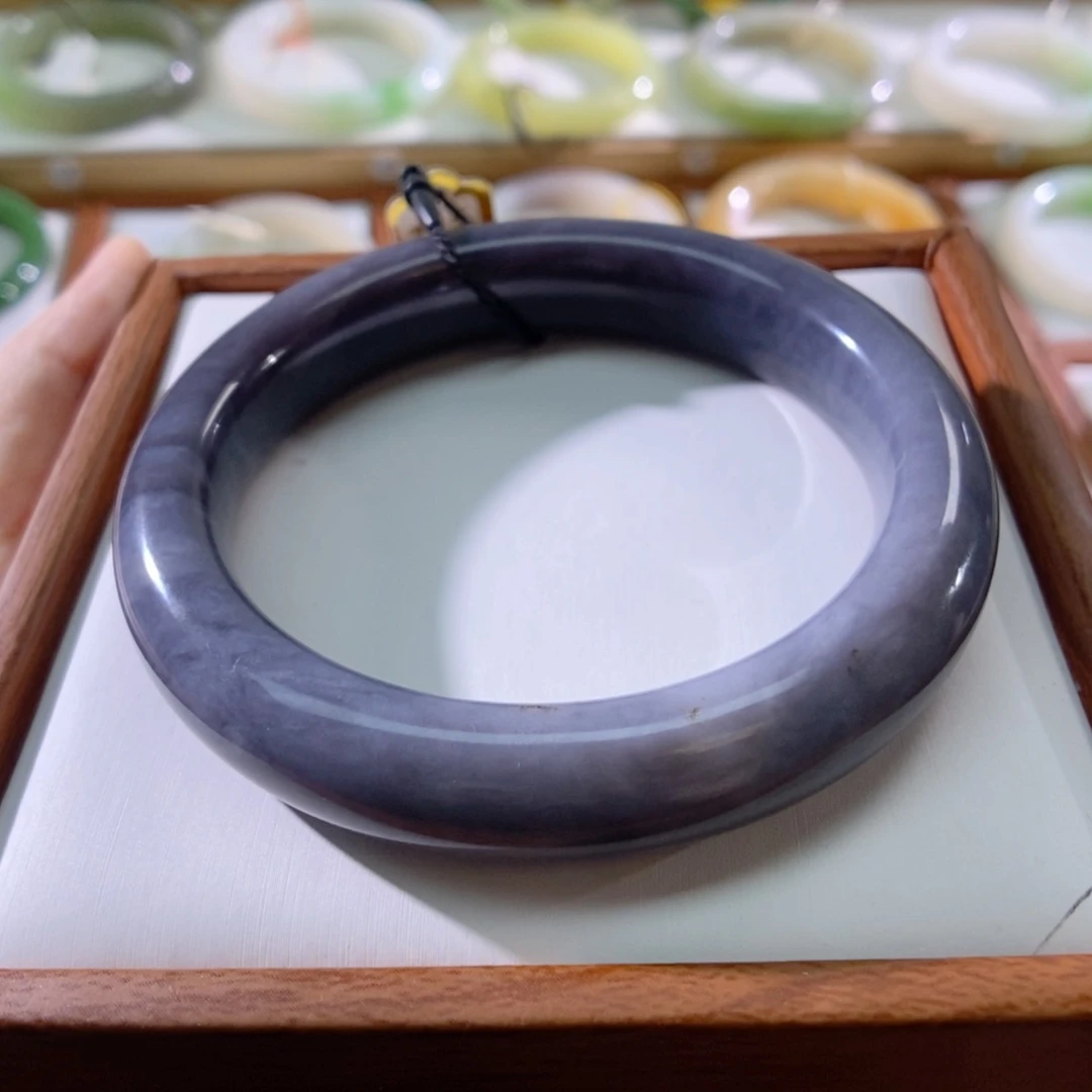 【闪购商品】未镶嵌手镯和田玉