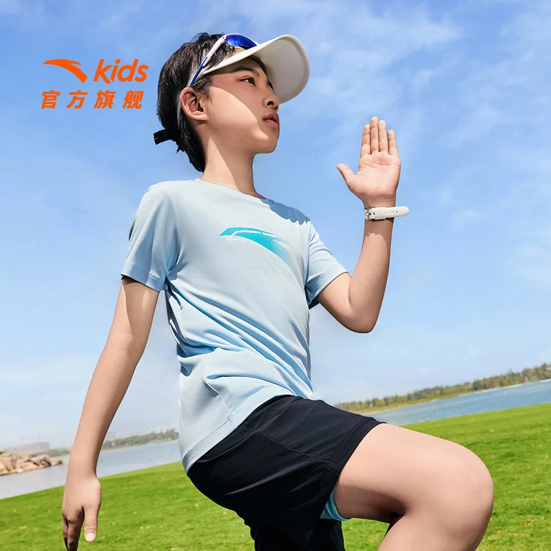 安踏儿童男大童针织短t2025夏新款舒适透气青少年圆领