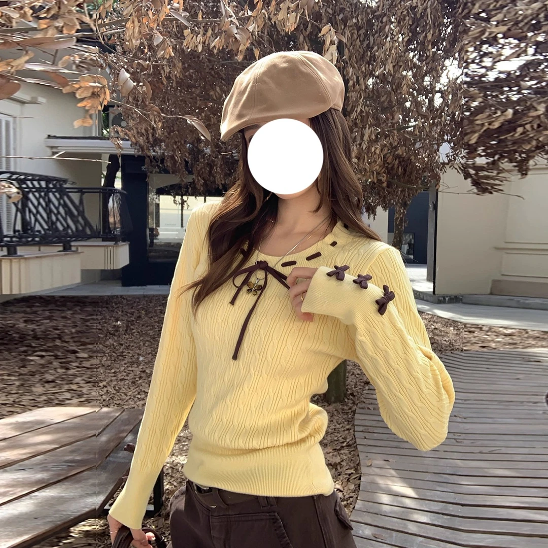 韩系鹅黄软糯针织衫女2025秋冬新款修身蝴蝶结设计感内搭毛衣上衣