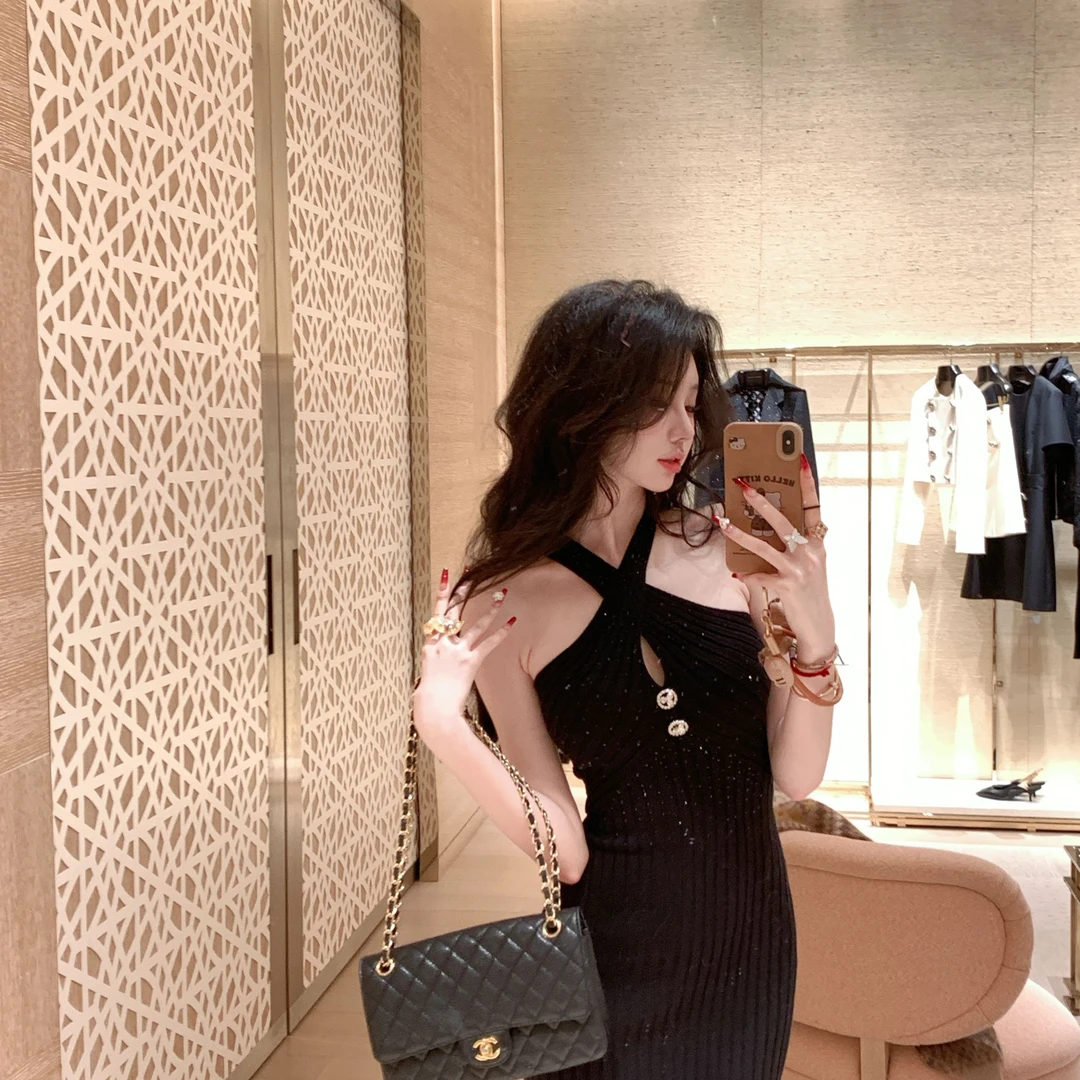 【宠粉专场】永夜星河 交叉挂脖包臀裙针织连衣裙DYTH-24103606