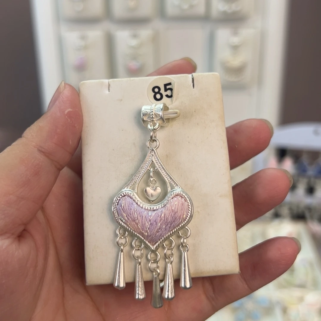 布艺合金爱心吊坠10