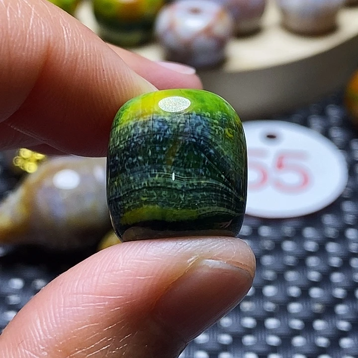 北***狼玛瑙/玉髓未镶嵌颈饰