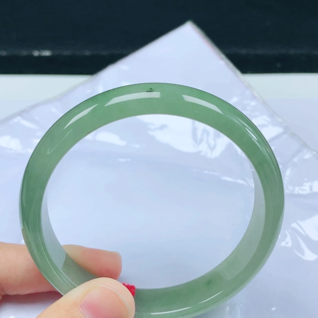 未镶嵌手镯翡翠60