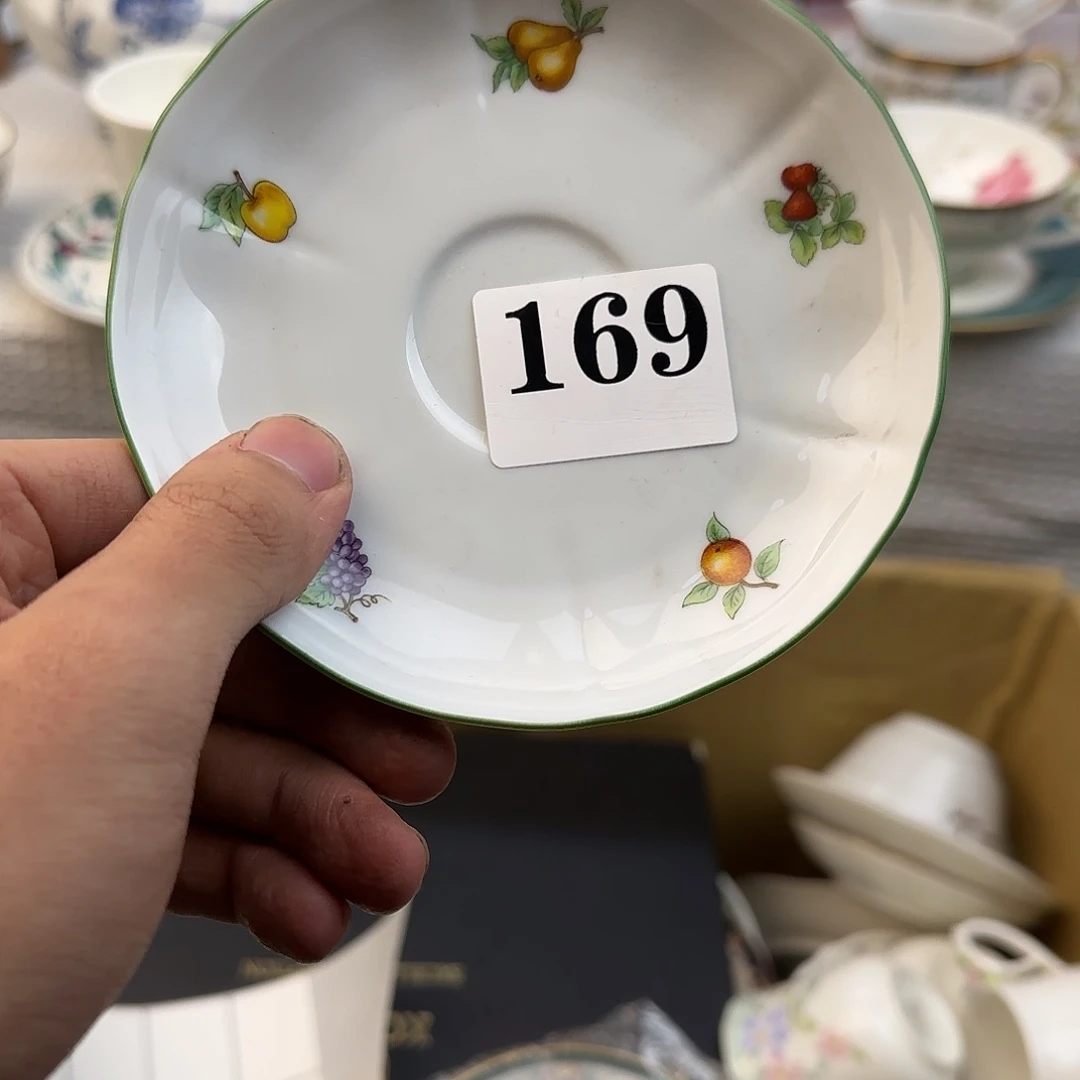 茶盏上**孑我的小姐姐们都是我的小可爱们都是我