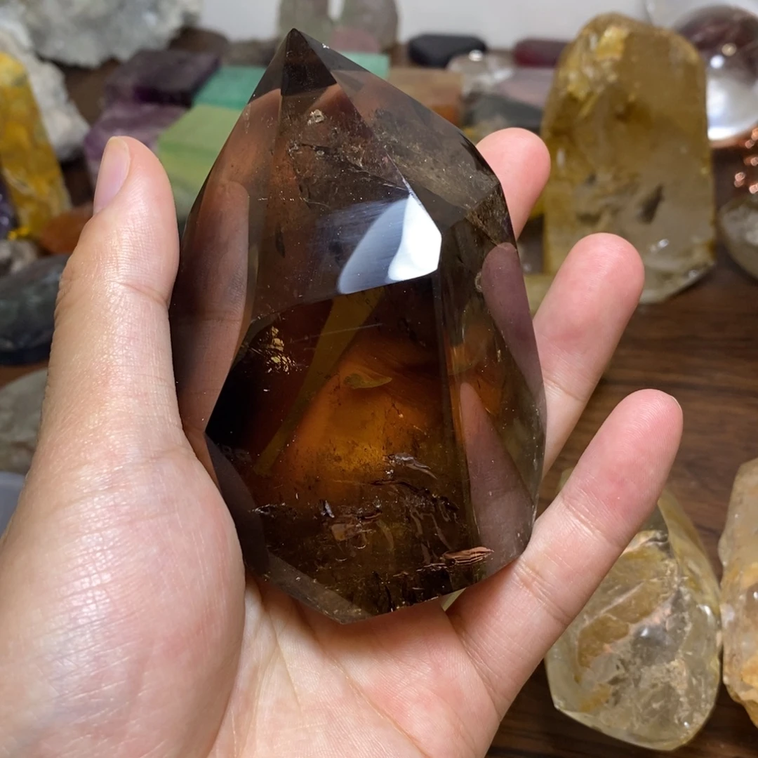 贺***桑未镶嵌珠宝半成品水晶