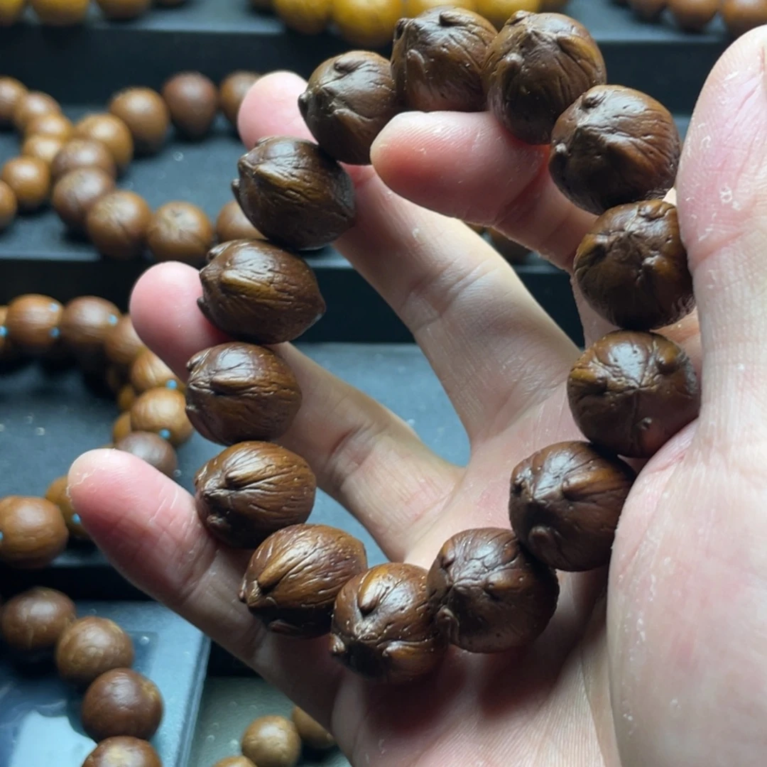 紫金鼠手串17尺寸鲨鱼