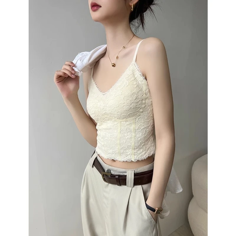 白色v领蕾丝吊带背心女内搭2025新款夏高级感无袖带胸垫打底上衣